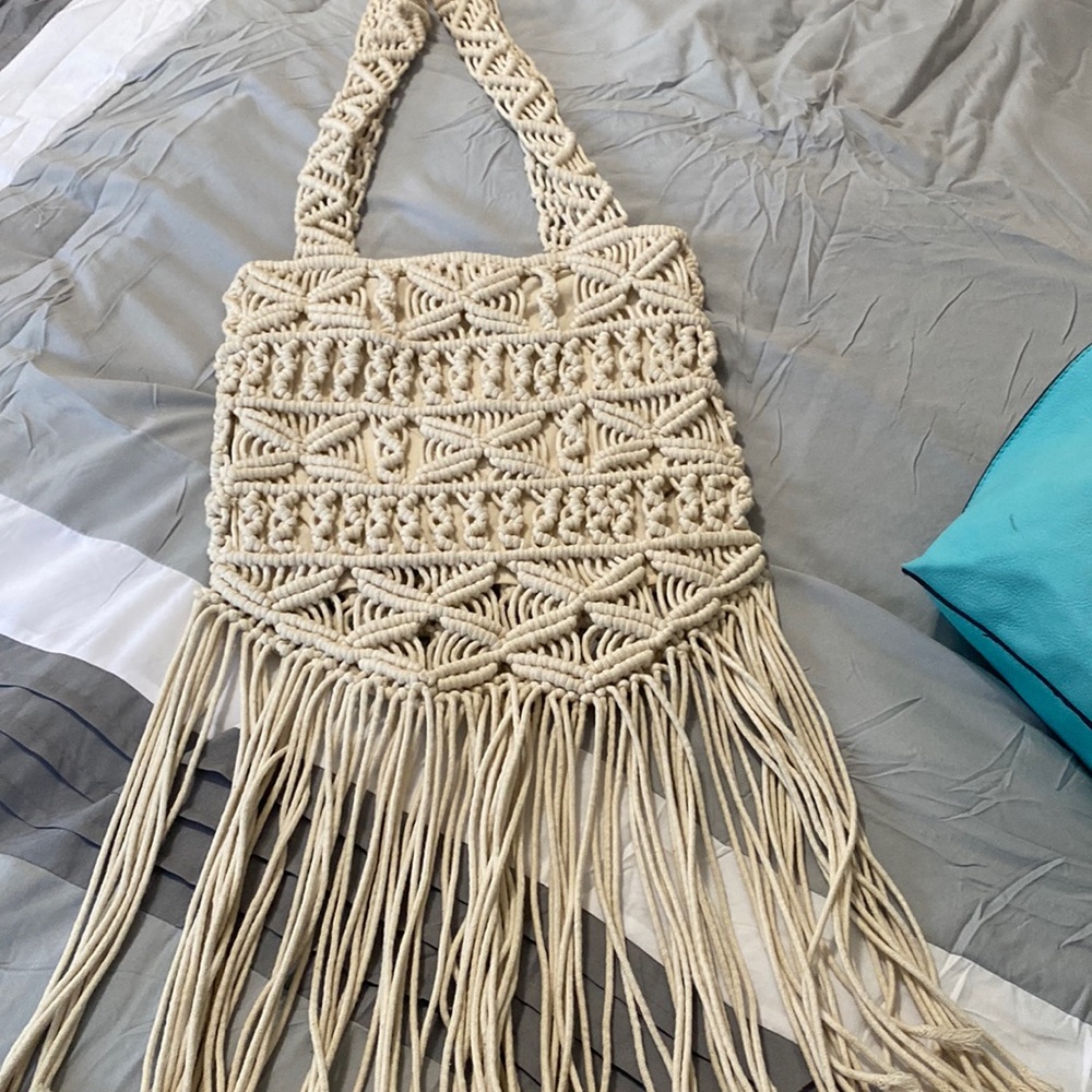 Macramé purse